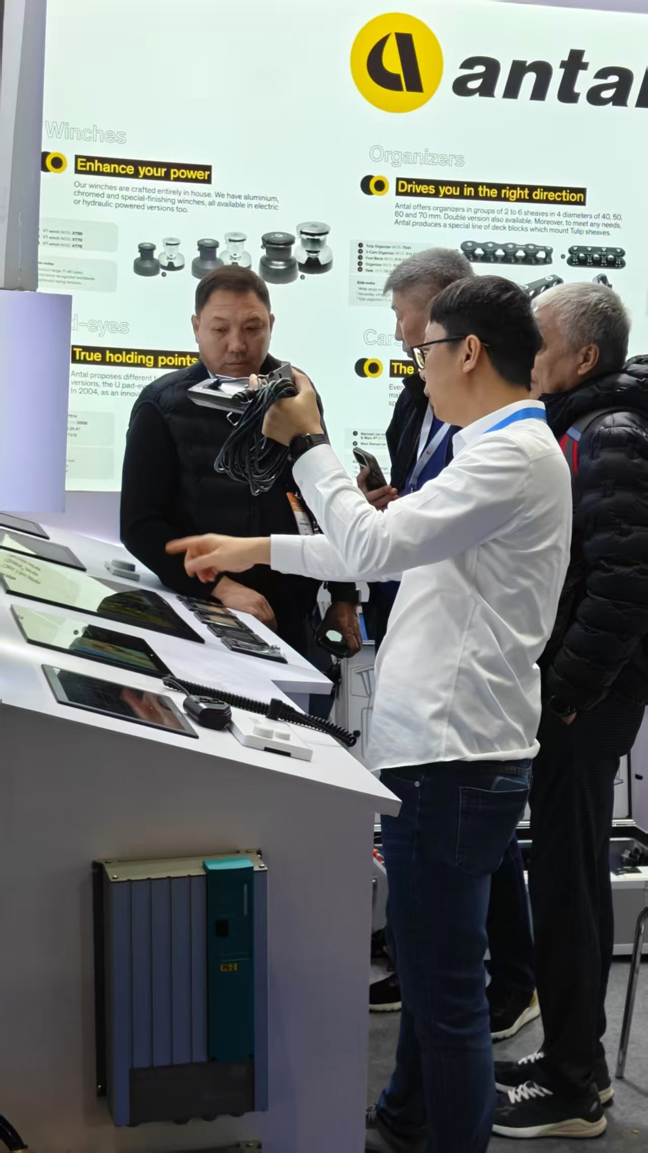 aef8a396-30c0-434c-b0d1-2239c180bef1.jpg